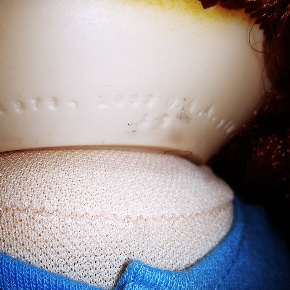 Cabbage Patch Doll/Red Cornsilk - Picture 11 of 11